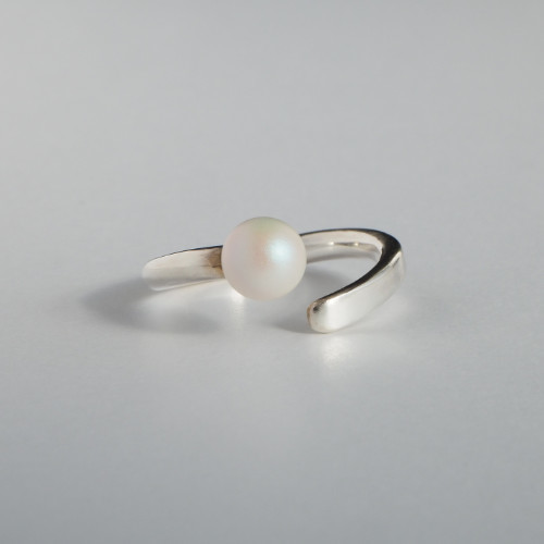 pearl ring